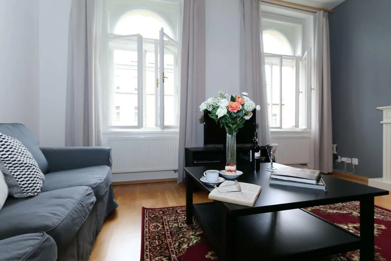 Vinohrady Sazavska Apartments Prague
